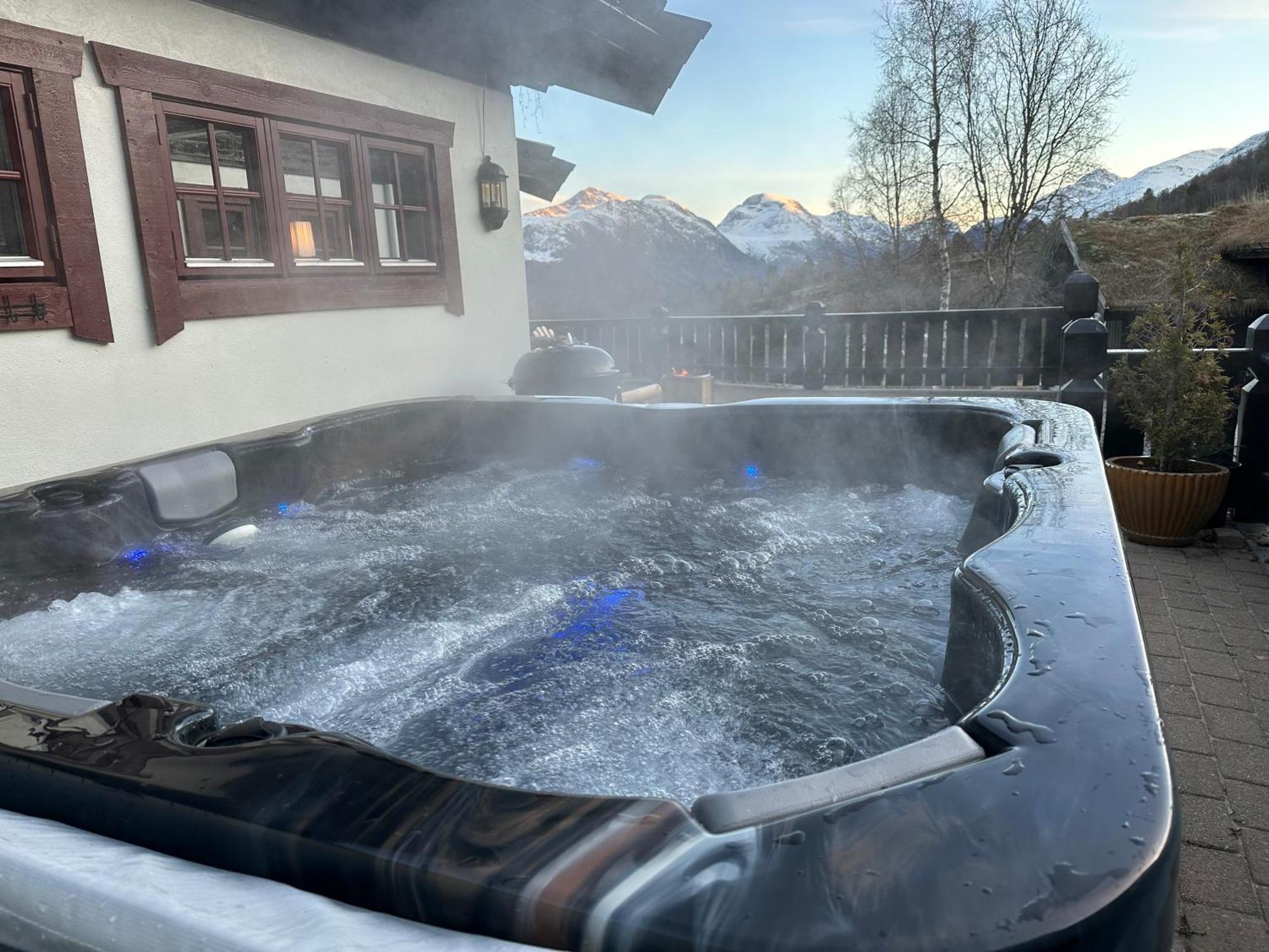 Roalden Mountain Lodge Stranda  Buitenkant foto