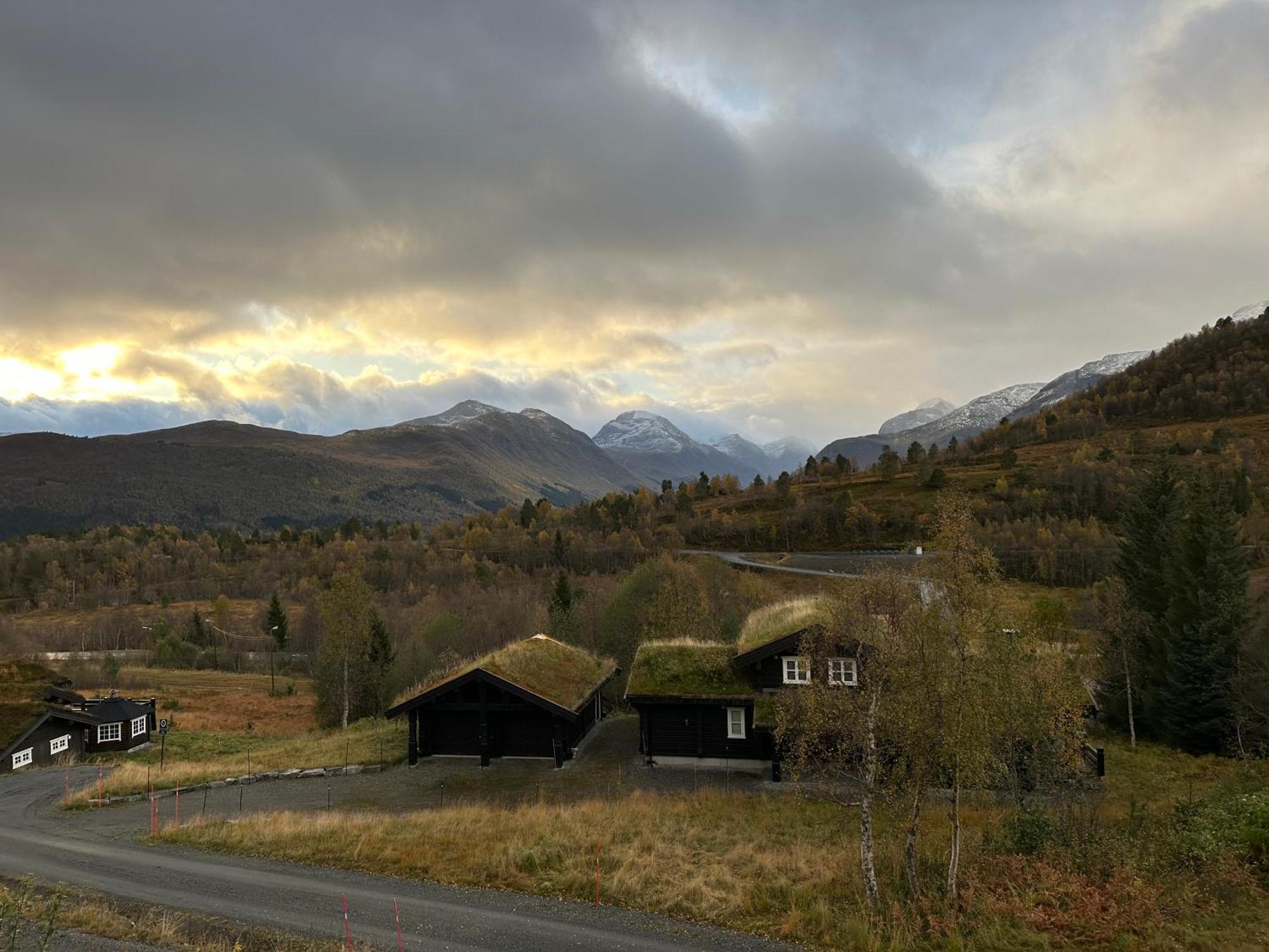 Roalden Mountain Lodge Stranda  Buitenkant foto